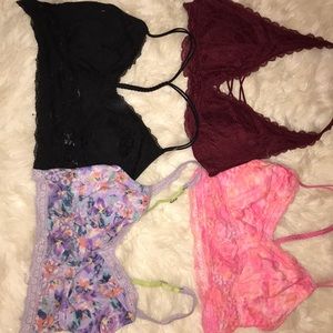 4 piece Hollister bralettes. Size medium. $5 each.